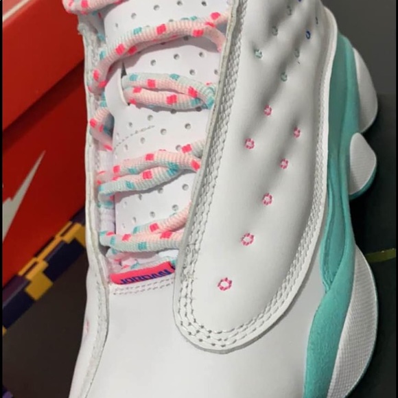 Jordan - Picture 3 of 4